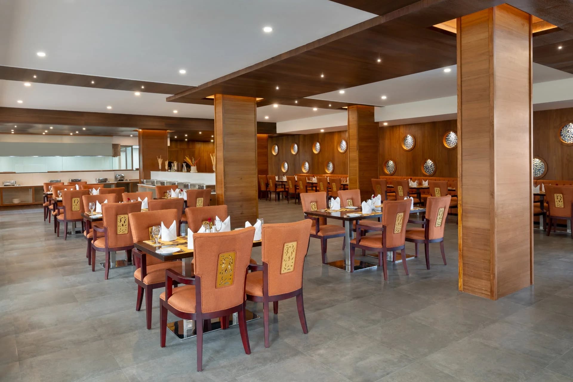 Restaurant 2